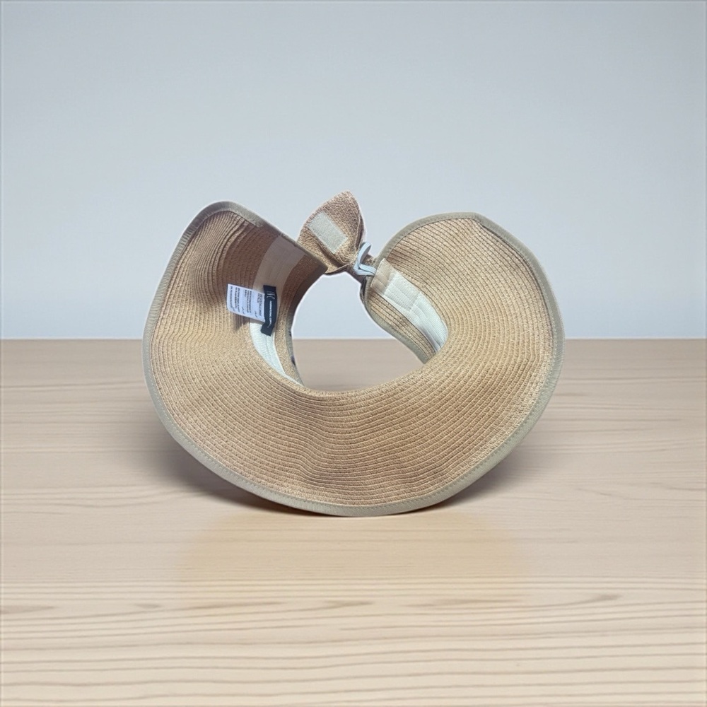 Chic Tan Wide Visor OS 🎀 INC • Sun & Style Ready! - Picture 4 of 4